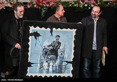 Iranian Cinematic Figures Laud Oscar-Winning Director