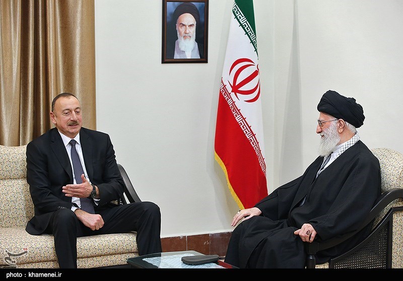 Leader: Zionist Regime Trying to Undermine Tehran-Baku Brotherly Ties