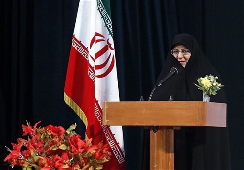 شعار &quot;زن نه شرقی نه غربی&quot; رسالتی جهانی برای زنان ایرانی است