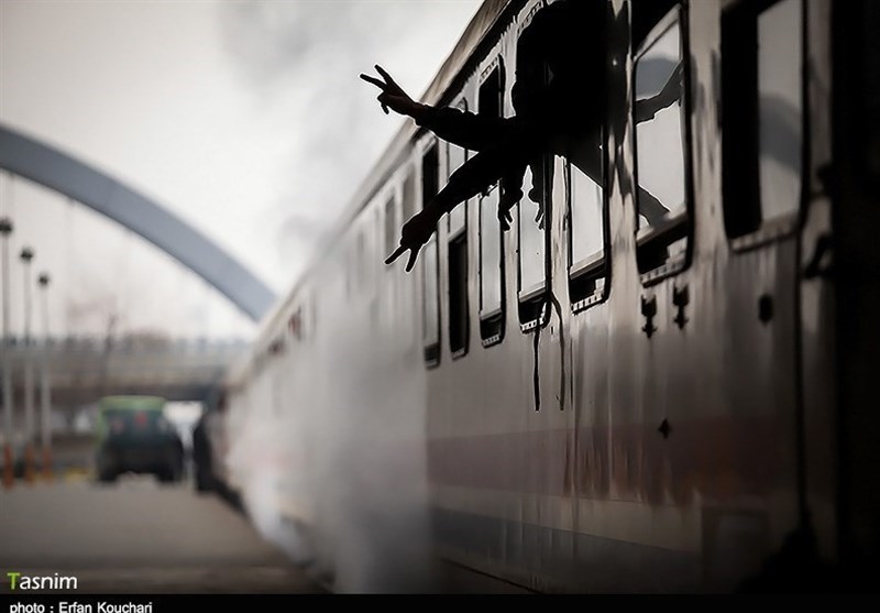 خبر آتش‌سوزی قطار تهران ـ مشهد صحت ندارد/نشت روغن روی اگزوز قطار سبب برخاستن دود شد
