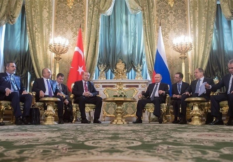تمجید پوتین از همکاری نظامی با ترکیه درباره حل بحران سوریه/اردوغان: مذاکرات ما در بهبود اوضاع منطقه مؤثر است