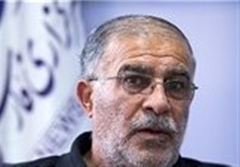 فوتبال ایران باید تعطیل شود/ دست مدیران عامل‌ با دلالان در یک کاسه است