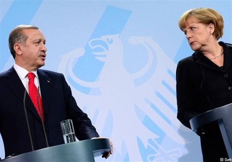 مرکل: ترک‌ها می‌توانند با آرامش و امنیت به آلمان بیایند