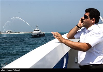 Iran Holds Naval Search, Rescue Drill in Persian Gulf