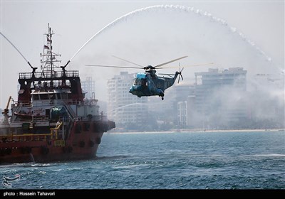 Iran Holds Naval Search, Rescue Drill in Persian Gulf