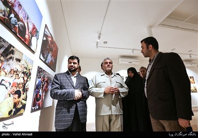 افتتاح نمایشگاه عکس «عشق و آتش» کار گروهی عکاسان باشگاه خبرنگاران پویا(تسنیم) 