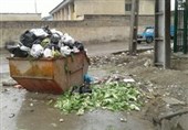 اعتصاب دامنه‌دار کارگران شهرداری بروجرد و خودداری از جمع‌آوری زباله‌ها