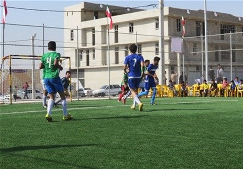 نخستین دوره مسابقات مینی فوتبال روستایی و عشایری کشور در کاشان برگزار شد