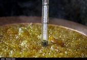 اصفهان| کمبود شکر بزرگترین مشکل تولیدکنندگان پولک و نبات؛ شکر دولتی کافی نیست