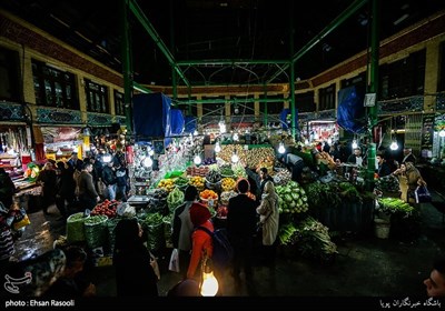 Old Bazaar in North Tehran Swarms with Customers ahead of Nowruz