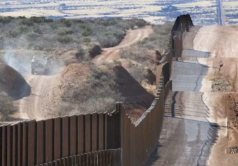 Pentagon Authorizes $1bln for Trump&apos;s Border Wall