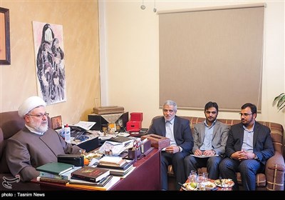 دیدار مدیر عامل و جمعی از مدیران خبرگزاری تسنیم با شیخ شفیق جرادی