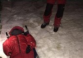 نجات زن و مرد کوهنورد در ارتفاعات توچال از مرگ حتمی + تصاویر