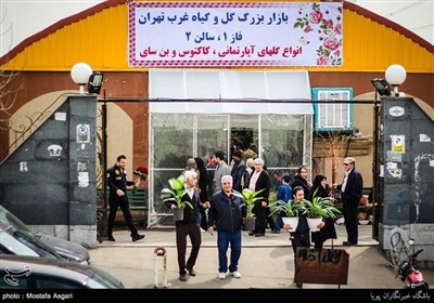 ایران میں نوروز کے موقع پر پھولوں کے بازار سج گئے
