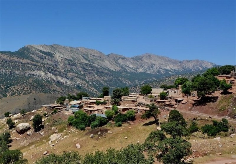 ظرفیت‌ روستاهای لرستان برای توسعه گردشگری در استان به کار گرفته شود