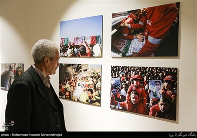 نمایشگاه عکس «عشق و آتش» کار گروهی عکاسان باشگاه خبرنگاران پویا(تسنیم)