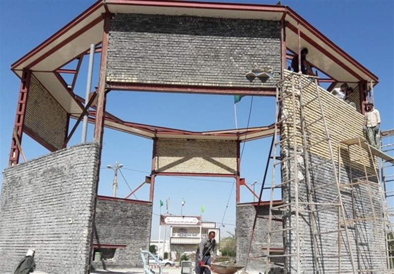 مسئولان هندیجان هیچ‌گونه کمکی برای احداث یادمان شهدا انجام نداده‌اند