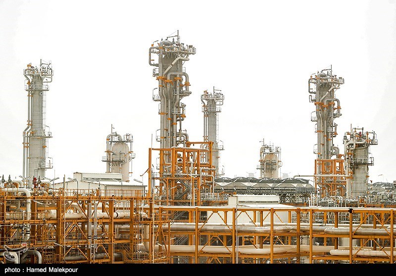 Iranian MPs Laud Launch of New Phases of Southern Gas Field