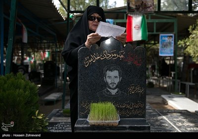 الخمیس الاخیر من العام فی روضة الزهراء (س) فی طهران