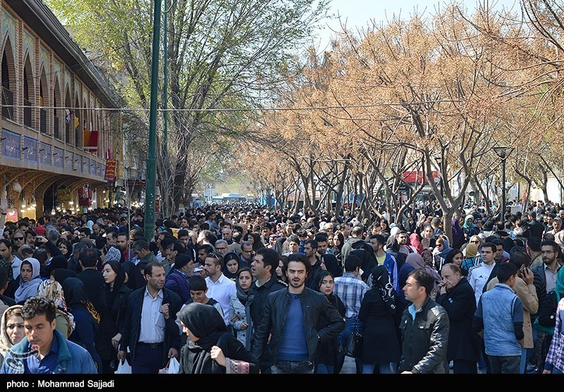 İran Nüfusu 79/9 Milyon Kişi Olarak İlan Edildi
