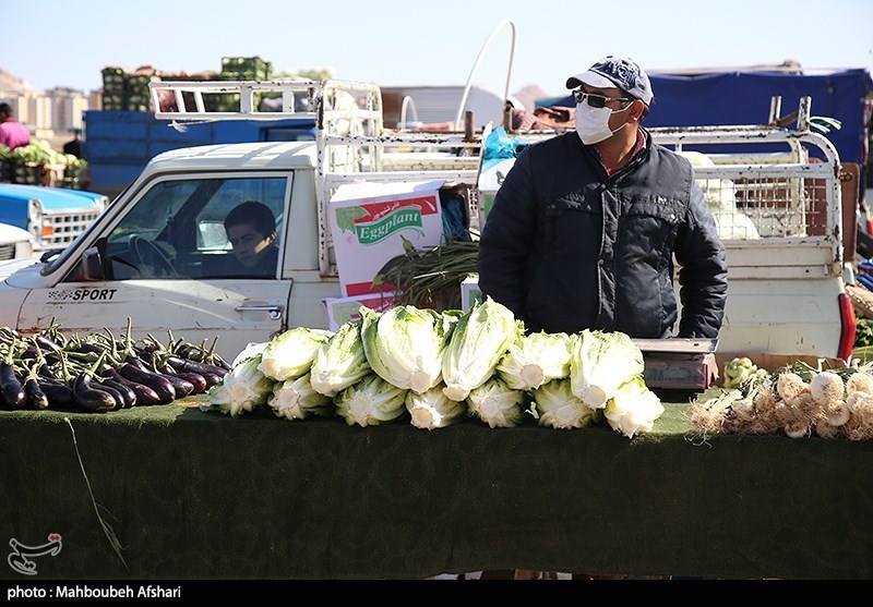 تکلیف ساماندهی اوضاع نابه‌سامان میوه فروشان قزوین کنار خیابان با کیست؟ + فیلم