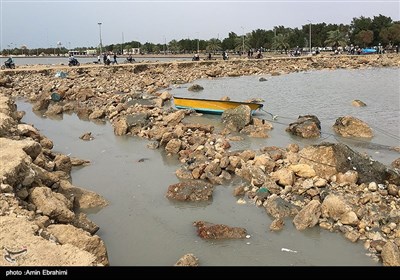 طغیان آب دریا در شهرستان دیر - 2