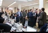 بازدید فرماندار تهران از  ثبت‌نام انتخابات شورای شهر تهران