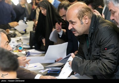 Applicants Register for Candidacy for Tehran City Council Seats