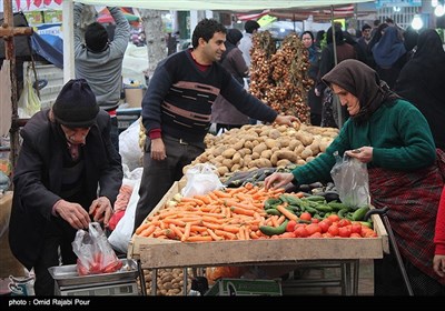 بازار محلی گیلان در نخستین روز سال
