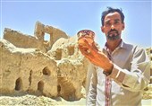 هنرمندی با 30 رکورد گینس و 2000 اثر شاخص در سیستان و بلوچستان/ می‌خواهم مهمان‌نوازی مردم استان را ثبت جهانی کنم