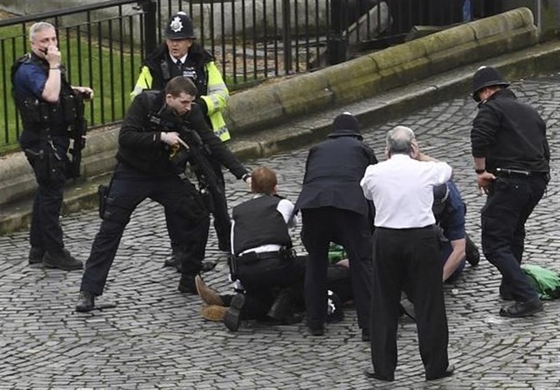 Five Dead, around 40 Injured in UK Parliament &apos;Terrorist&apos; Attack