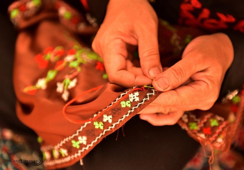 موانع ارسال صنایع دستی فاخر بلوچستان با پست/ تولیدکنندگان با بروکراسی‌های غیرمنطقی ارسال رو به رو هستند