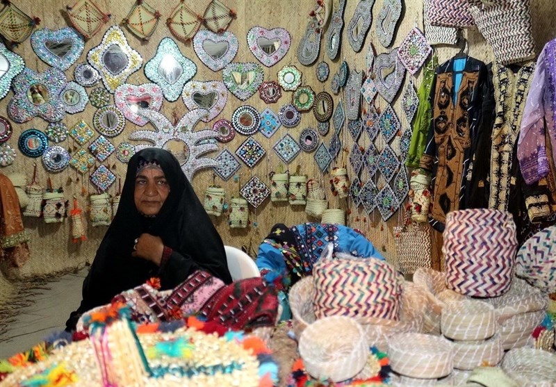 تسهیلات ویژه با نرخ پائین به هنرمندان صنایع دستی ساوه اعطاء شود