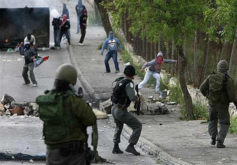 صہیونی فوج کا فلسطینی مظاہرین پر تشدد