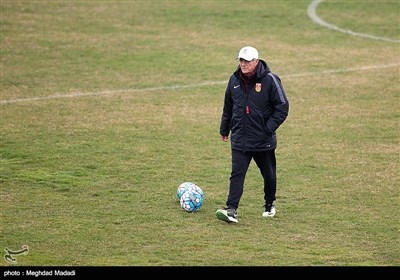 تمرین تیم ملی فوتبال چین پیش از دیدار برابر ایران