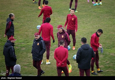 تمرین تیم ملی فوتبال چین پیش از دیدار برابر ایران
