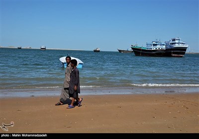 مسافران نوروزی در سواحل مکران
