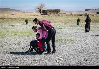 مسافران نوروزی در پاسارگاد