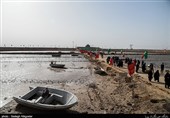 13 فروردین در خوزستان با نشاندن شادی بر لبان کودکان محروم و خادمی در جوار شهدا به پایان رسید