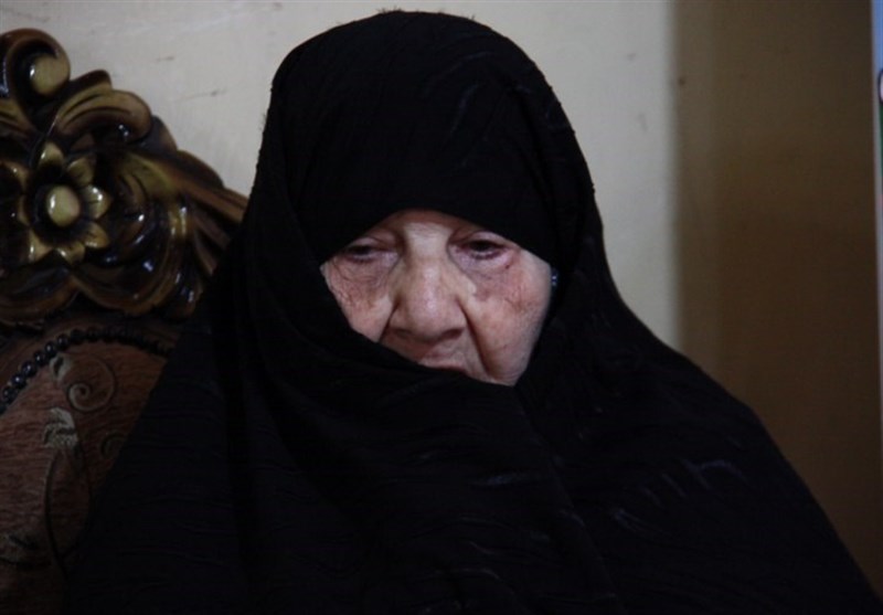 فرمانده سپاه قدس گیلان با مادر شهیدان &quot;نهی قناد&quot; دیدار کرد + تصاویر
