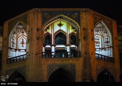 إنارة جسر خواجو فی اصفهان