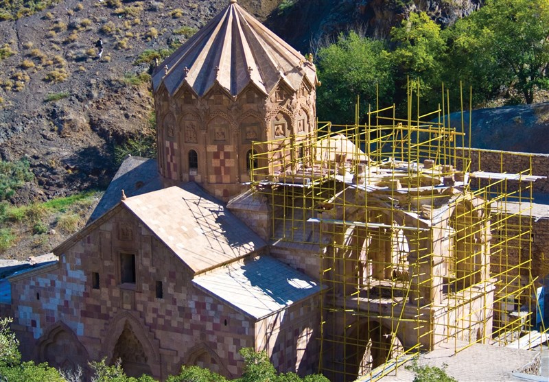 همزیستی دوستانه مسیحی و مسلمان در آذربایجان/کلیسای سنت استپانوس دومین کلیسای مهم ارامنه+ تصاویر