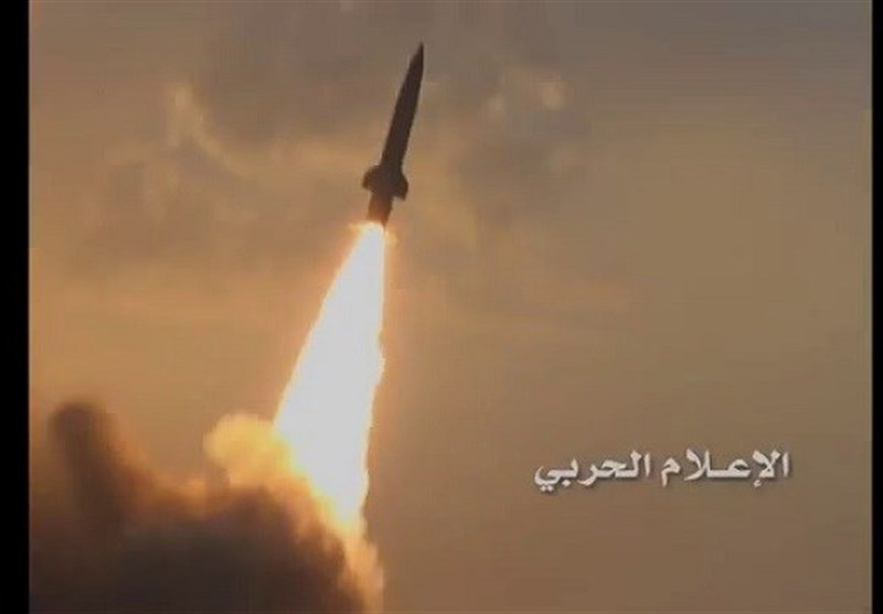 شلیک 3 موشک بالستیک یمنی به پایگاه هوایی عربستان