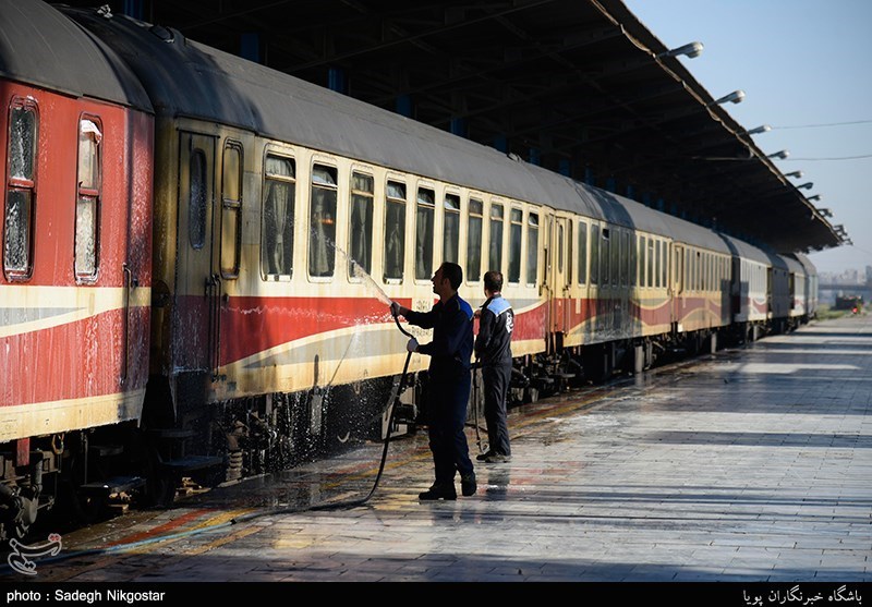 رکورد حمل بار در تاریخ راه آهن ایران شکسته شد/جابه‌جایی یک میلیون و 200 هزار ‌مسافر در ایام نوروز‌