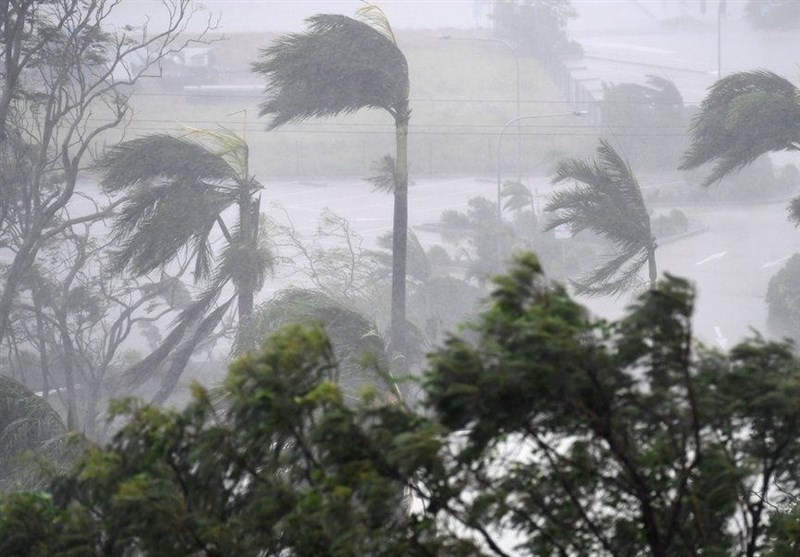 Australians Cling to Roofs as Floodwaters Swamp Towns