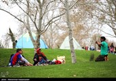 روز طبیعت در پارک ملت