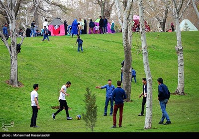 روز طبیعت در پارک ملت