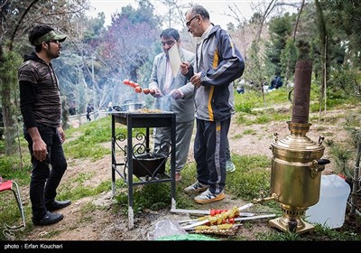 روز طبیعت در پارک طالقانی و بوستان آب و آتش