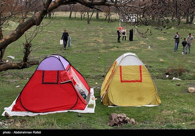 People in Iran Celebrate Nature Day