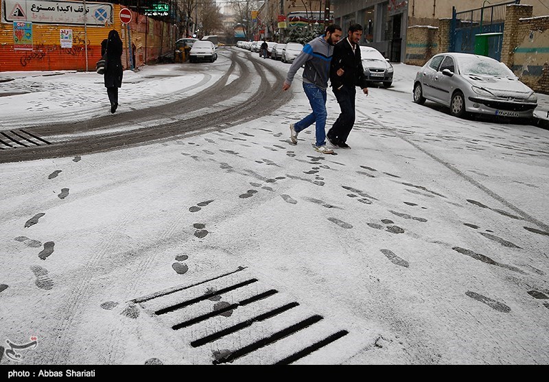 بارش برف پاییزی ارتفاعات آذربایجان شرقی را سفیدپوش کرد+تصاویر